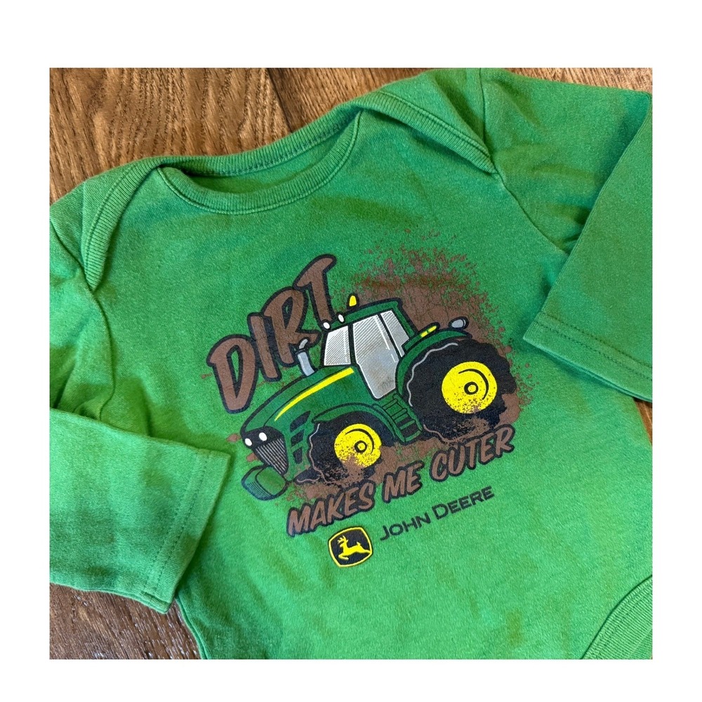 John Deere Bodysuit Baby Boys 9 Months Green Dirt Makes Me Cuter Tractor Graphic